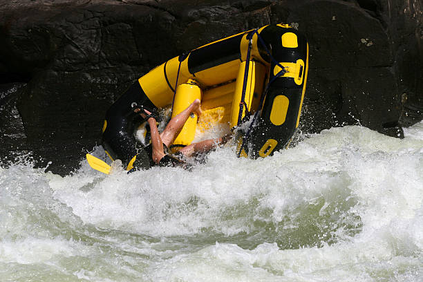 leggs - rafting white water rafting rapid river fotografías e imágenes de stock