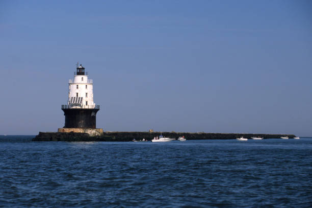 istock Harbor of Refuge Lighthouse 172694171