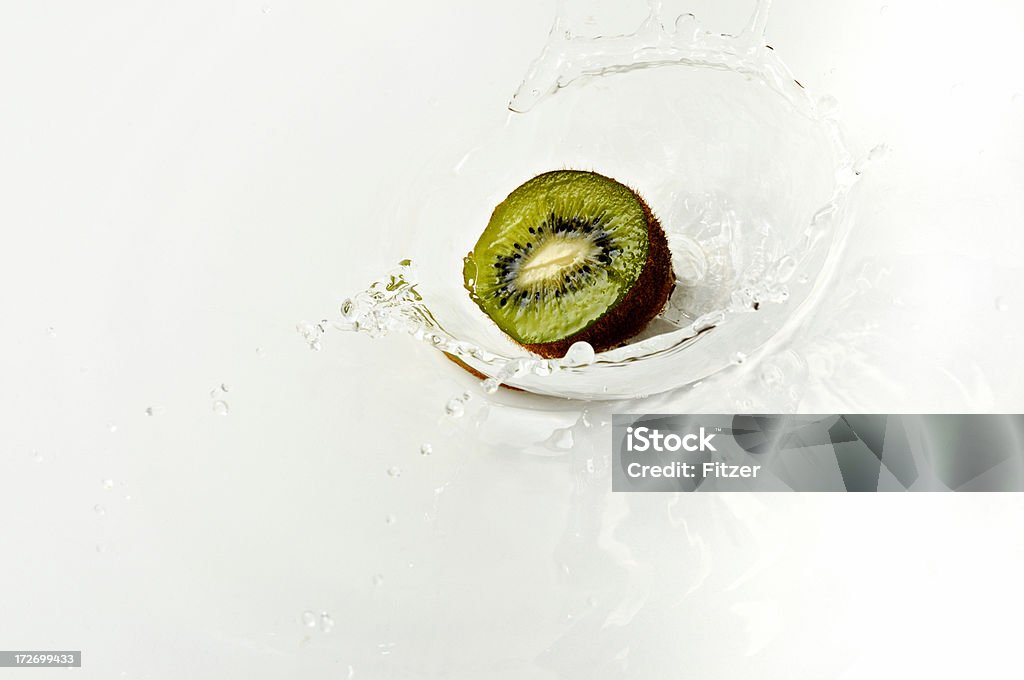 kiwi fresco mergulho - Foto de stock de Afundar royalty-free