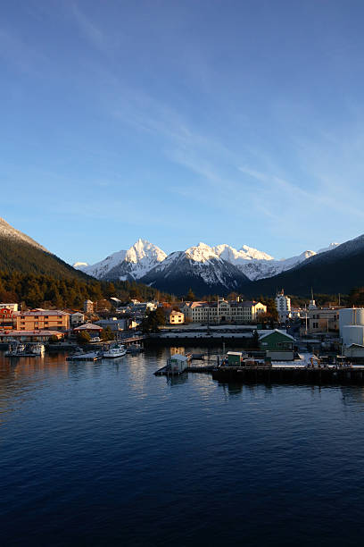 città dell'alaska - sitka foto e immagini stock