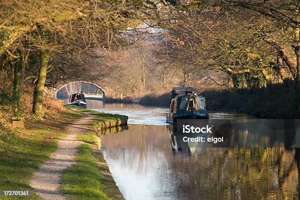 Bridgewater Kanał Moore Warrington Cheshire - zdjęcia stockowe i więcej obrazów Kanał wodny - Kanał wodny, Barka - Statek przemysłowy, Cheshire - Anglia