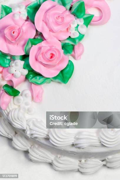 Bolo De Casamento - Fotografias de stock e mais imagens de Aniversário - Aniversário, Aniversário especial, Bolo - Sobremesa