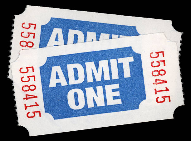 biglietti d'ingresso - ticket ticket stub red movie ticket foto e immagini stock
