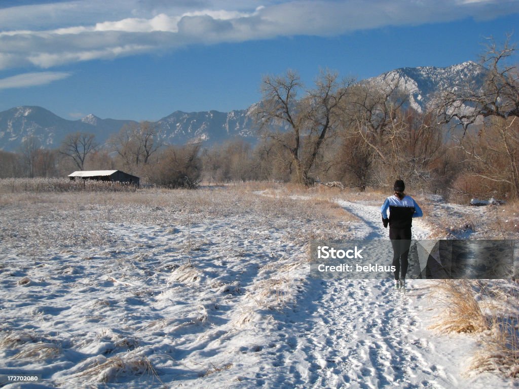 Correr en la nieve - Foto de stock de Denver libre de derechos