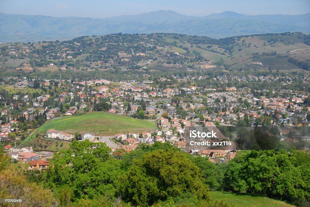 Resumen de las casas de lujo en Silicon Valley - Foto de stock de Arquitectura exterior libre de derechos