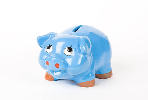istock Piggy bank 172704146