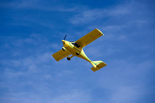 lekkie sport powietrznych - stunt stunt plane airplane small zdjęcia i obrazy z banku zdjęć