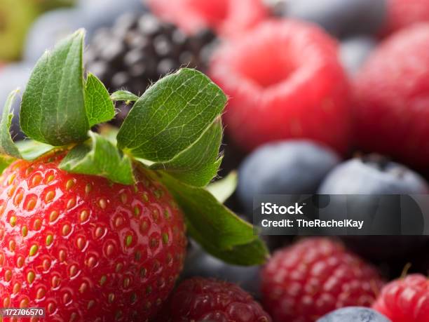 Strawberry Stillleben Stockfoto und mehr Bilder von Amerikanische Heidelbeere - Amerikanische Heidelbeere, Antioxidationsmittel, Beere - Obst