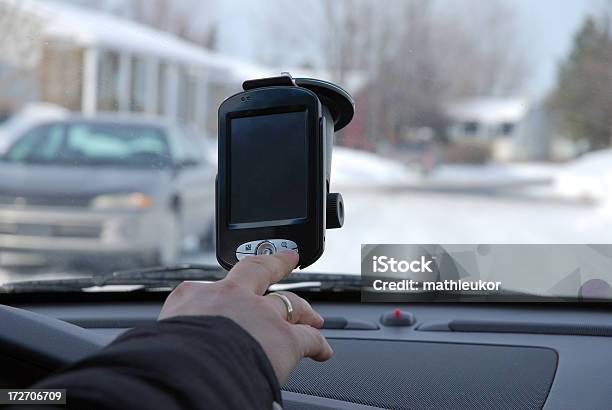 Sistema De Navegação No Carro - Fotografias de stock e mais imagens de Ao Ar Livre - Ao Ar Livre, Azul, Carro