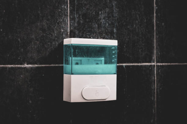 istock Shampoo box attached to the bathroom 1727082105