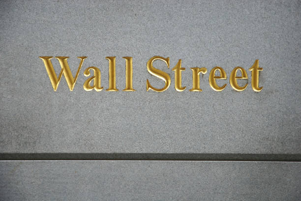 istock Engraved Wall Street Sign 172708915