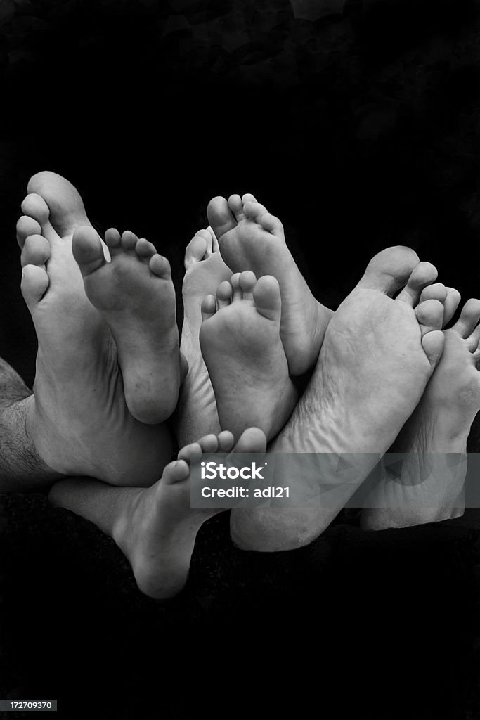 Rodzina stóp - Zbiór zdjęć royalty-free (Czarno biały)