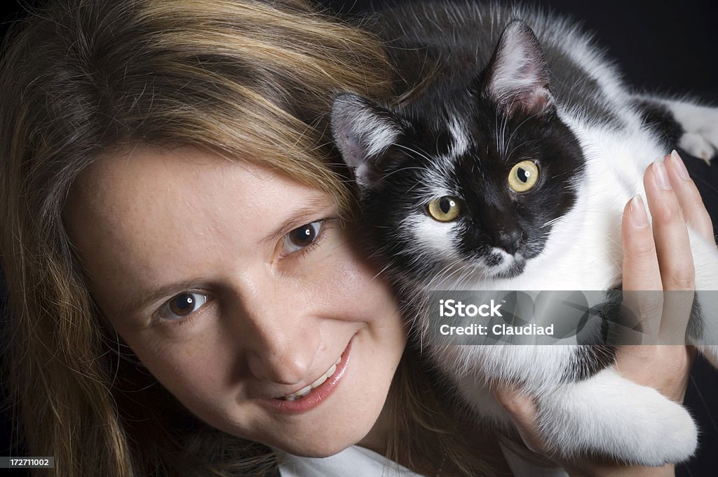 Mulher e seu Gato - Royalty-free Gato domesticado Foto de stock