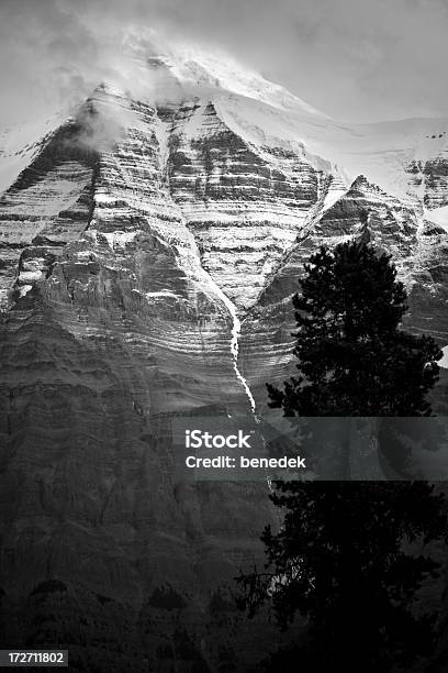 Mount Robson British Columbia Kanada Stockfoto und mehr Bilder von Berg - Berg, Berggipfel, Britisch-Kolumbien