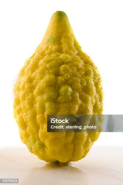 Perfetta Esrog - Fotografie stock e altre immagini di Citrus medica - Citrus medica, Scontornabile, Giallo