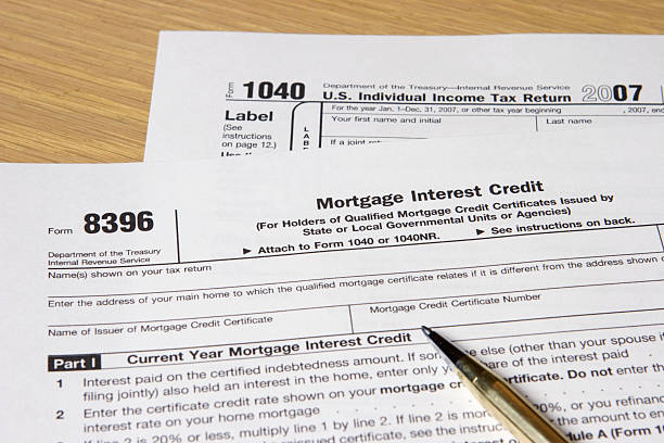 istock US 1040 and 8396 Mortgage Interest Credit 172712636