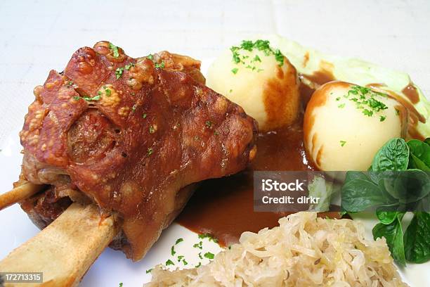 Coxa De Carne De Porco - Fotografias de stock e mais imagens de Batatas Preparadas - Batatas Preparadas, Bolinho de Massa, Carne de Porco