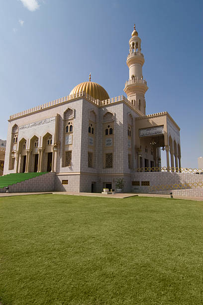 al khuwair мечеть в маскате - oman greater masqat mosque al khuwair mosque стоковые фото и изображения