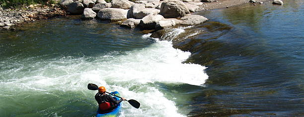 caiaque de - white water atlanta imagens e fotografias de stock