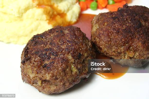 Photo libre de droit de Boulettes De Viande Buletten banque d'images et plus d'images libres de droit de Aliment - Aliment, Aliments et boissons, Boulette de viande