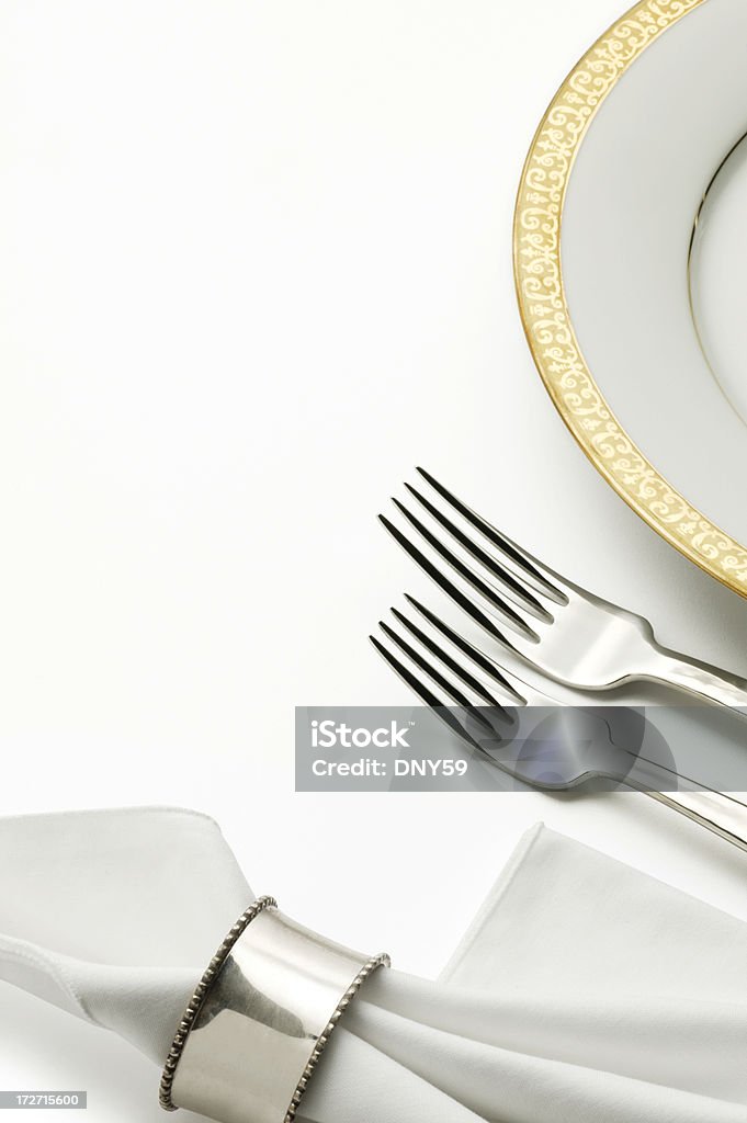저녁 플라테 및 은제품 흰색 바탕에 흰색 배경 - 로열티 프리 0명 스톡 사진