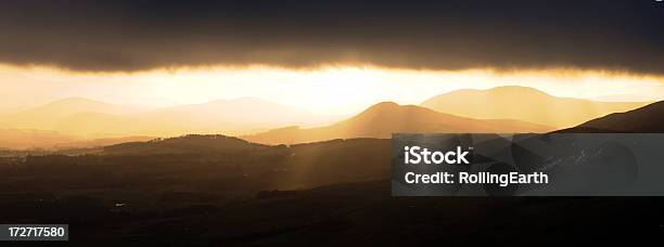 Tramonto Sul Panorama Di Colline Pentland - Fotografie stock e altre immagini di Ambientazione esterna - Ambientazione esterna, Bellezza, Bellezza naturale