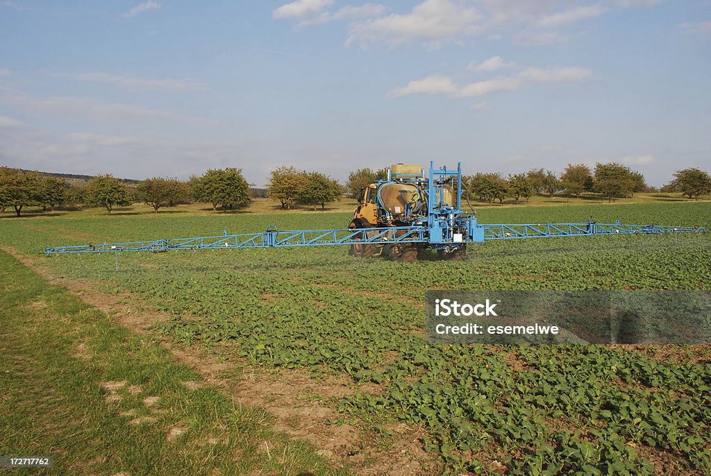 Propagazione Pesticida - Foto stock royalty-free di Agricoltura