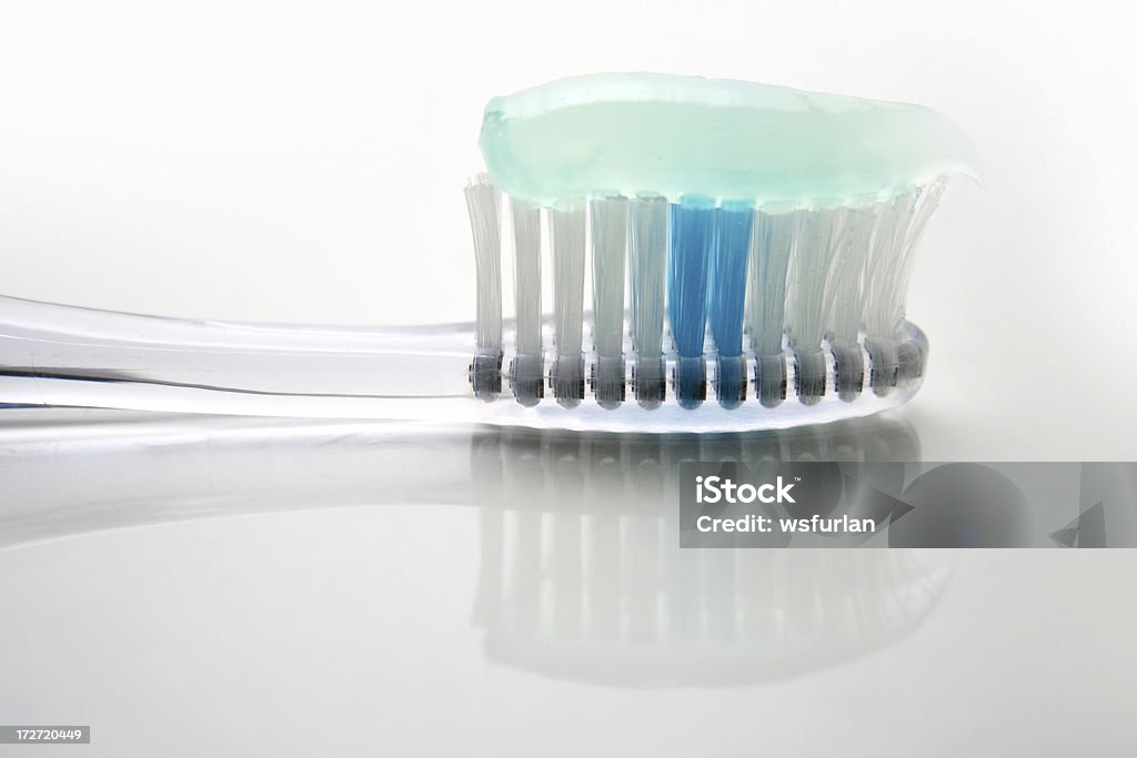 Spazzolino da denti - Foto stock royalty-free di Fluoro