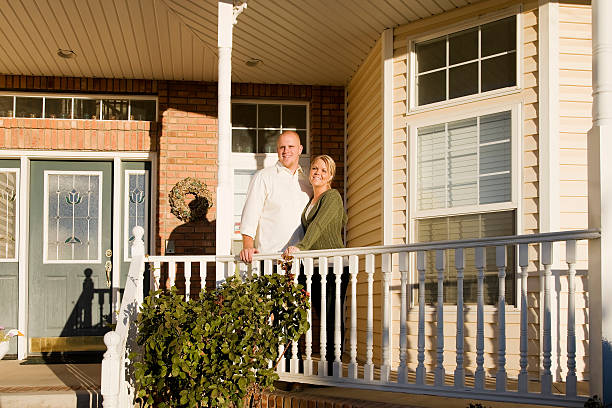istock Married Couple at Home 172721566