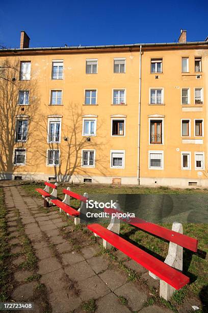 Stary Styl Nieruchomości Mieszkaniowych - zdjęcia stockowe i więcej obrazów Architektura - Architektura, Bez ludzi, Budowla mieszkaniowa