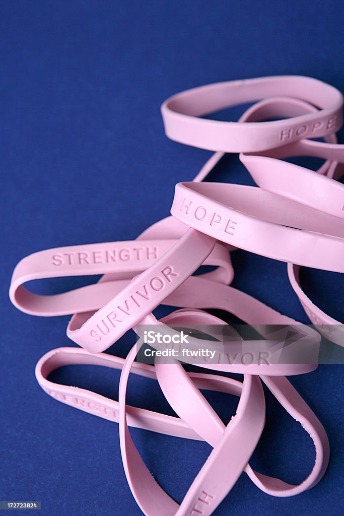 Conscientização do câncer de mama braceletes - Foto de stock de Pulseira royalty-free