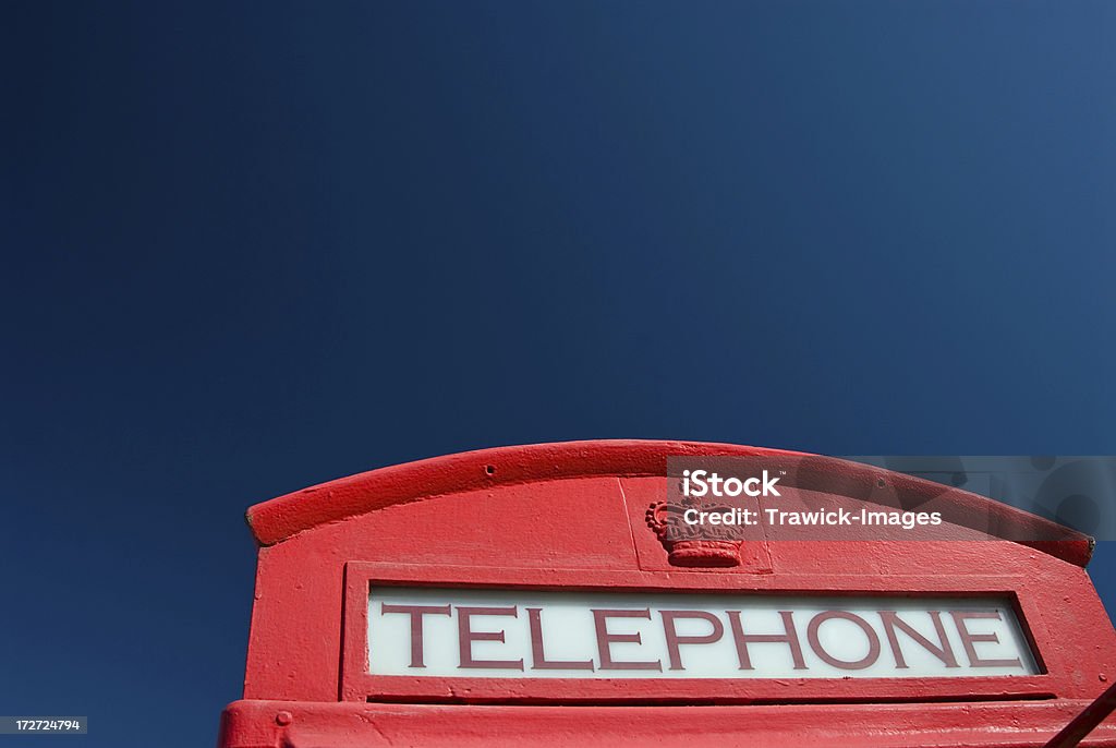 Rouge cabine téléphonique 3 - Photo de Bleu libre de droits