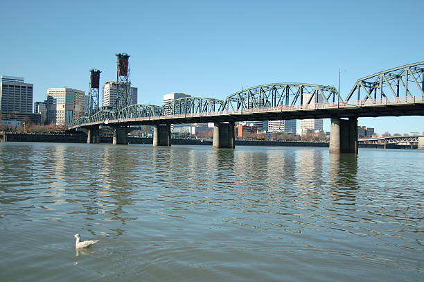 istock Portland and the Hawthorne Bridge 172724857