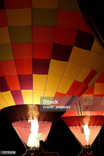 Foto de Balão De Brilho e mais fotos de stock de Balão de ar quente - Balão de ar quente, Dia das Bruxas, Chama