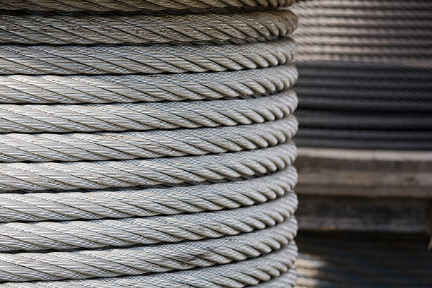 spule industriellen kabel - steel cable wire rope rope textured stock-fotos und bilder