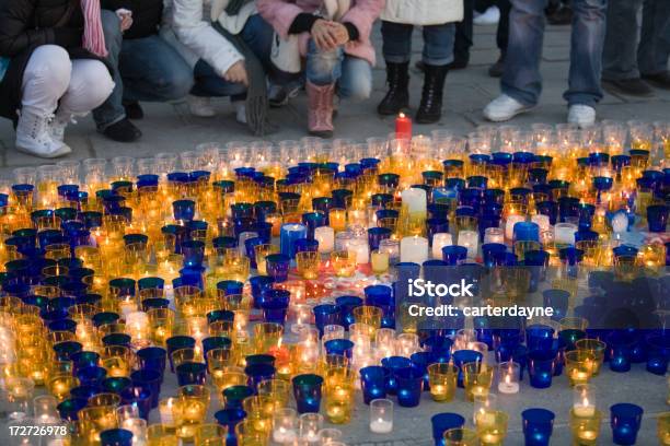 Protest Kandeli - zdjęcia stockowe i więcej obrazów Czuwanie ku pamięci - Czuwanie ku pamięci, Świeca, Światło świecy