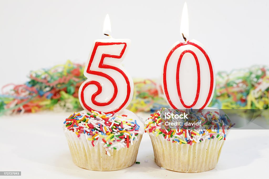 Zahl 50 Party-Kuchen - Lizenzfrei Geburtstagstorte Stock-Foto