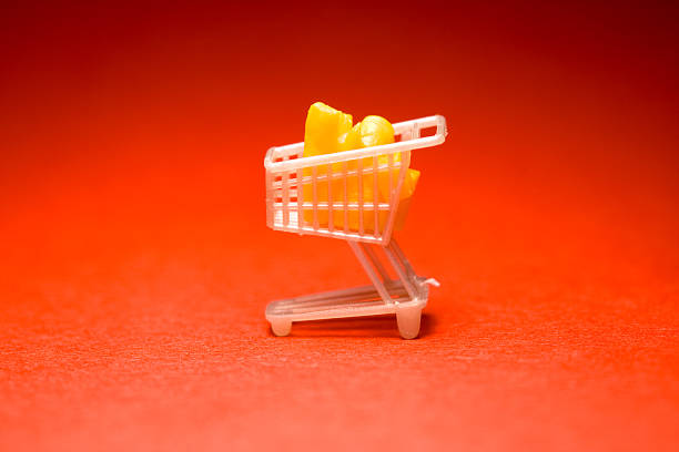 istock Full Shopping Cart 172728820