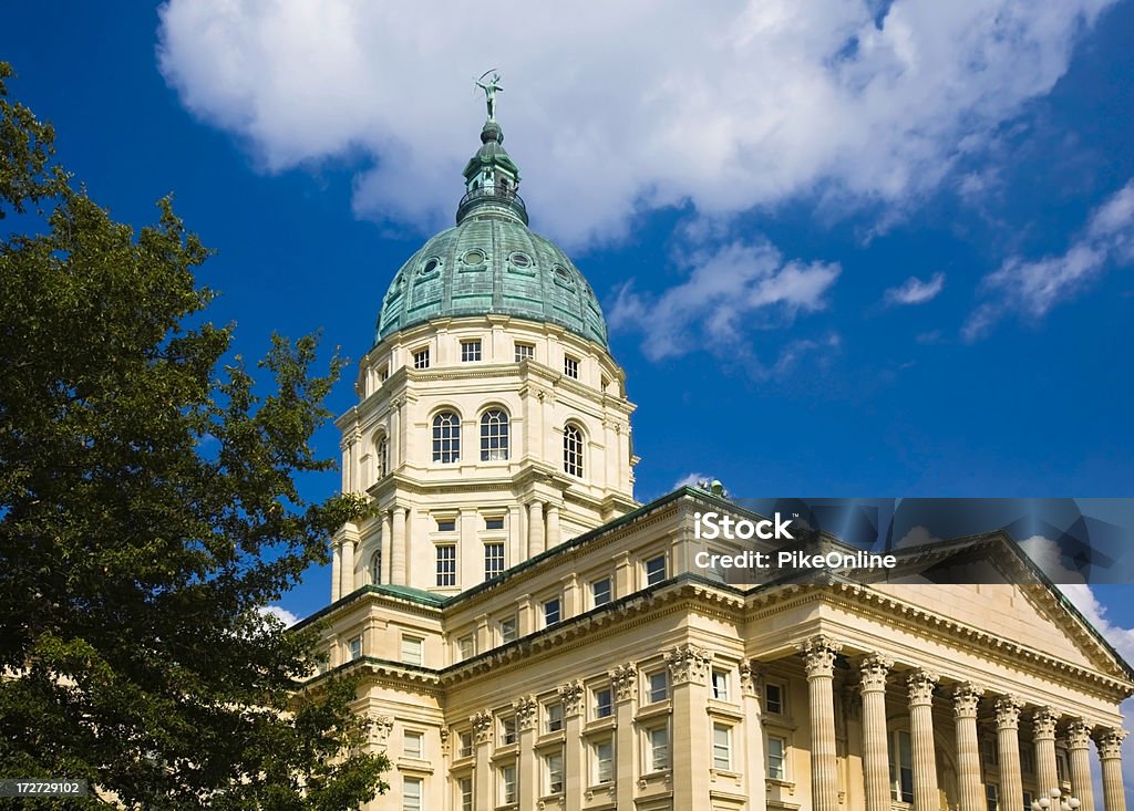 Topeka edificio del capitolio de Kansas - Foto de stock de Topeka libre de derechos