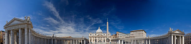 saint peter "s square - vatican photos et images de collection