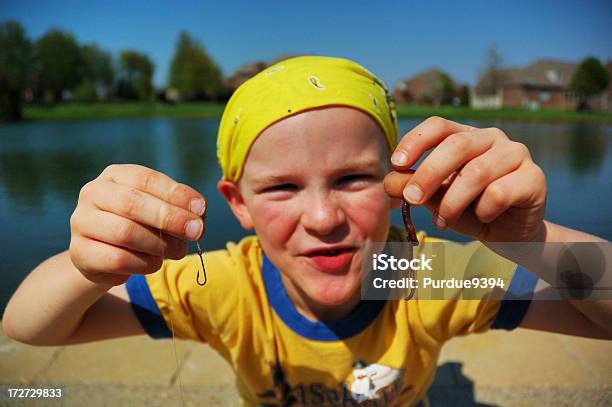 Молодой Мальчик Fishing Series — стоковые фотографии и другие картинки Веселье - Веселье, Весёлый, Горизонтальный