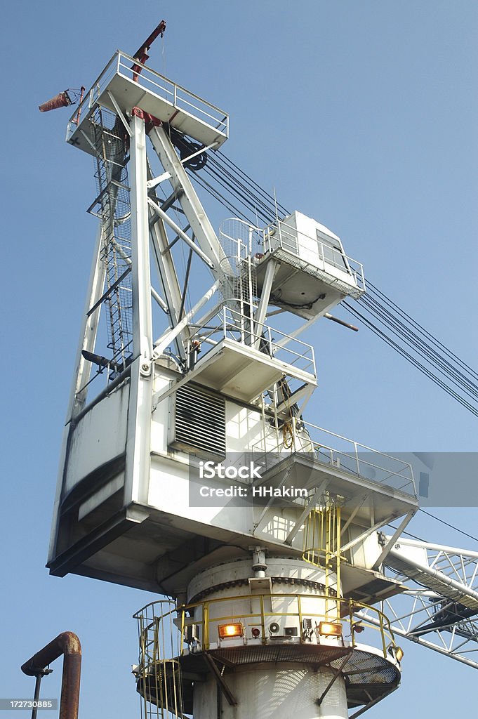 Levantamento crane em uma plataforma de perfuração - Foto de stock de Diesel - Tipo de Combustível royalty-free