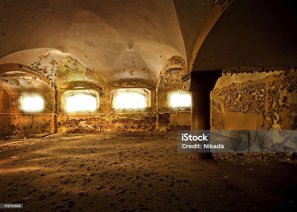 Verlassenen Weinkeller - Lizenzfrei Alt Stock-Foto