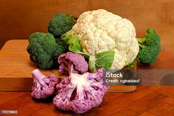 Colorido Produtos Hortícolas - Fotografias de stock e mais imagens de Alimentação Saudável - Alimentação Saudável, Beleza, Branco