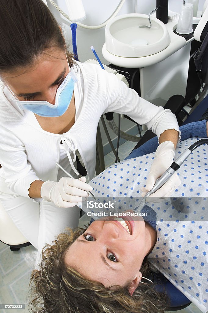 Zahnärztlichen Behandlung - Lizenzfrei Arbeiten Stock-Foto