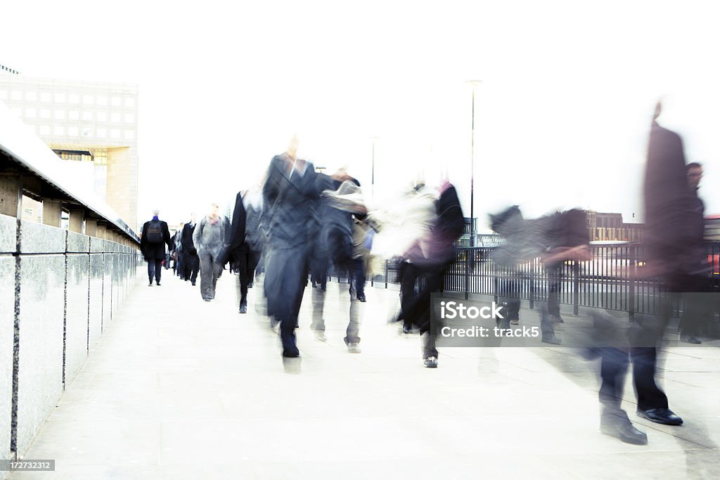 Movimento Desfocado Filmagem de negócio Pessoas a caminhar na rua. - Royalty-free Multidão Foto de stock