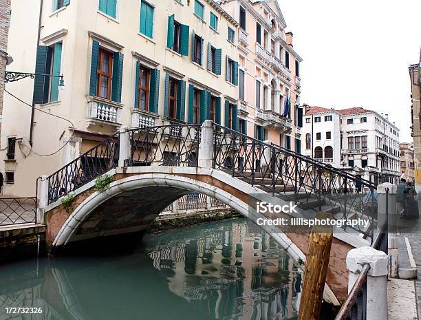 Ponte A Venezia Italia - Fotografie stock e altre immagini di Acqua - Acqua, Albergo, Ambientazione esterna