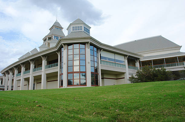 istock Golf Club House 172733551