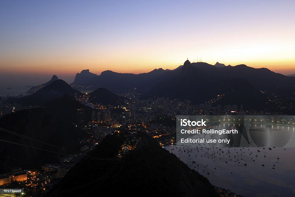 Rio de Janeiro bei Nacht - Lizenzfrei Berg Stock-Foto
