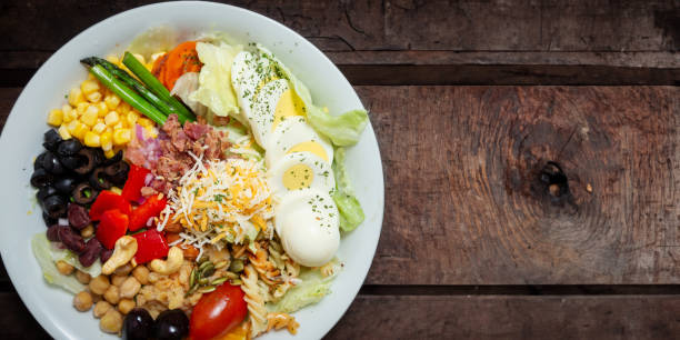 istock Vegetable salad in a bowl 1727348313